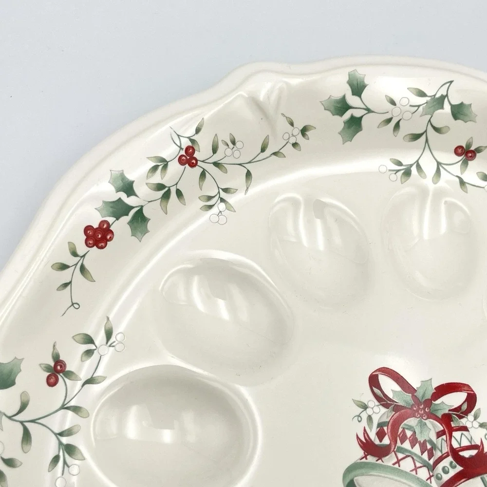 Pfaltzgraff christmas winterberry